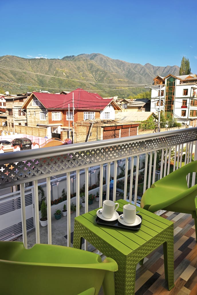 Rosery - The Luxary Stay