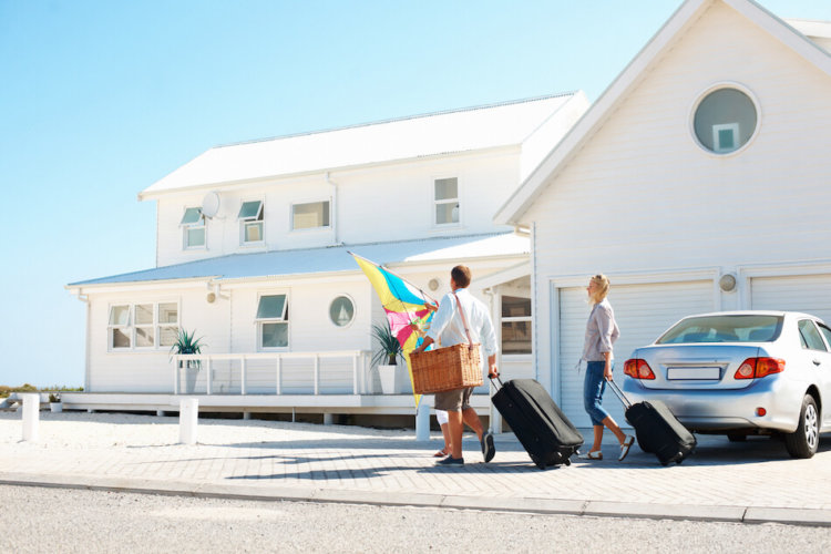 Maximizing Rental Income with VRBO: Pros, Cons, and How It Works