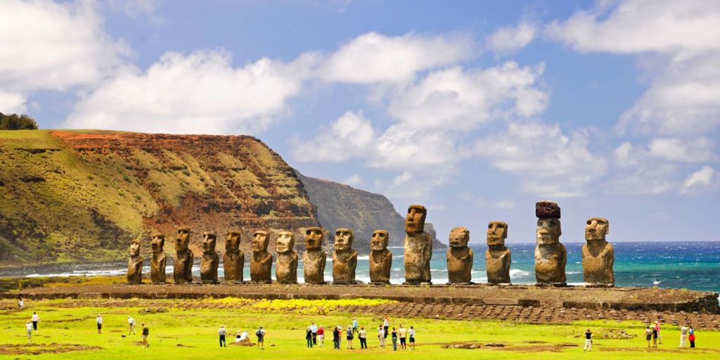 Explore 13 World's Most Famous Landmarks